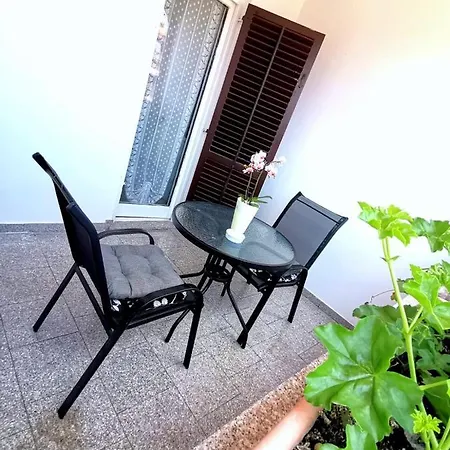 Lovely Family House Robi Affittacamere
